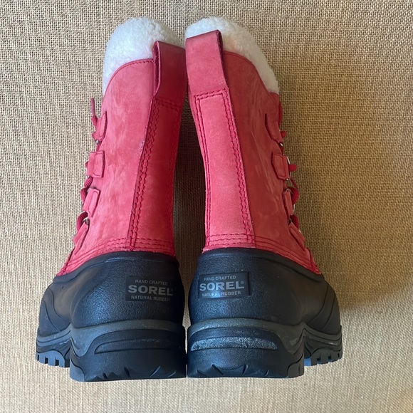 EUC Sorel Caribou waterproof boot-GORGEOUS! - Picture 7 of 9